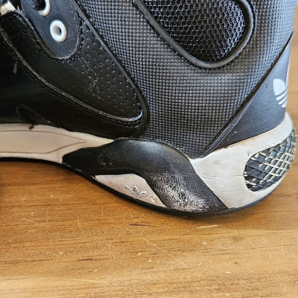 Adidas Boys Mid Black White G65737 Boys Size 5 - Picture 8 of 10